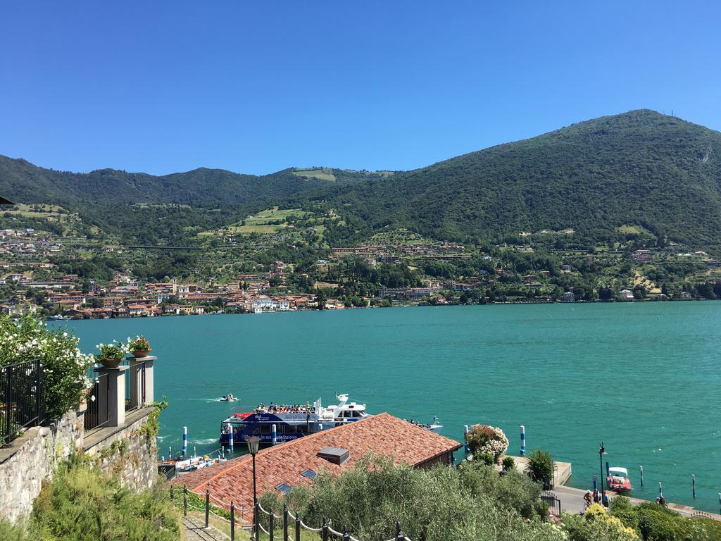 Aparthotel Castello Oldofredi Monte Isola Exterior foto